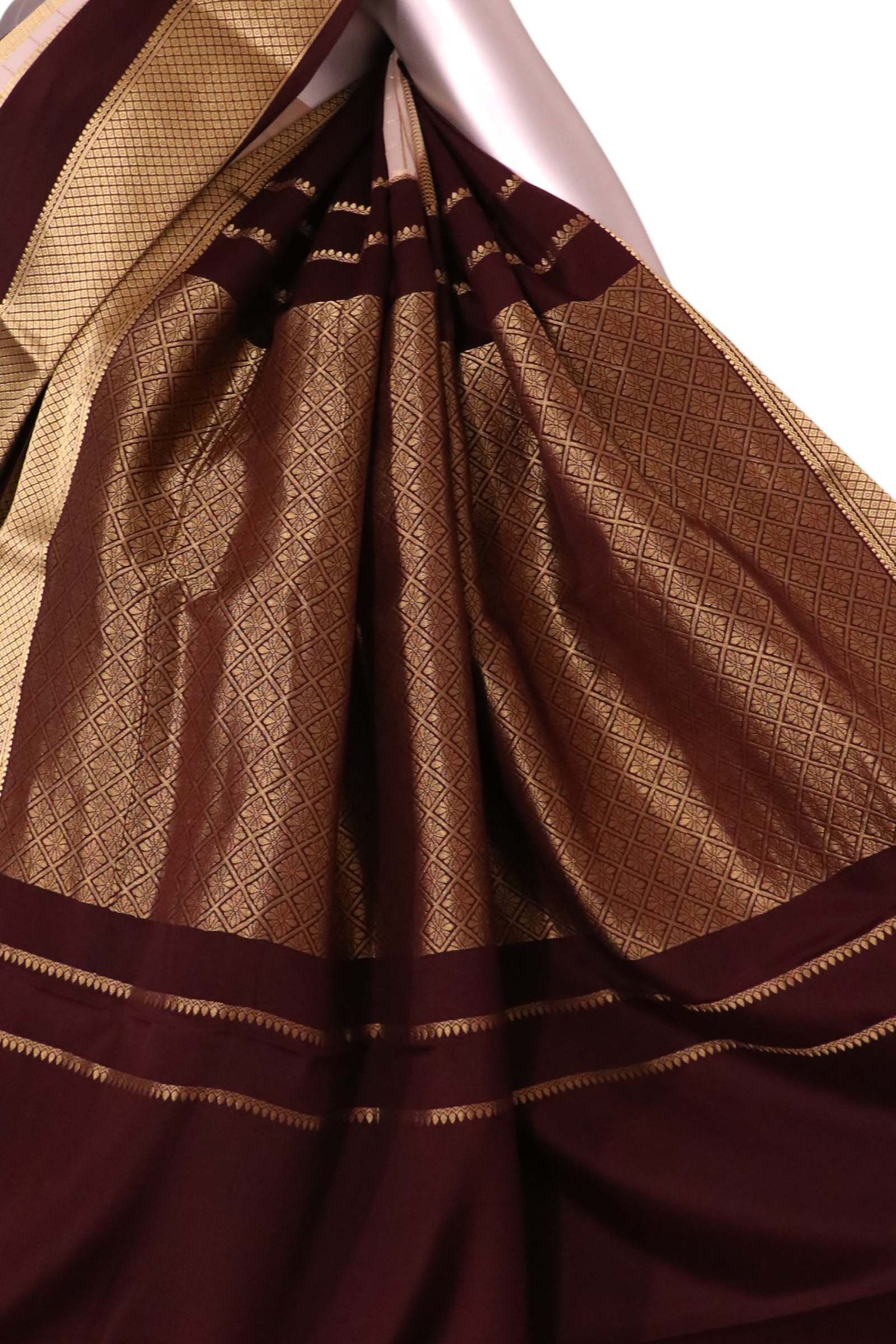 Pure Mysore Crepe Silk Saree AL212197